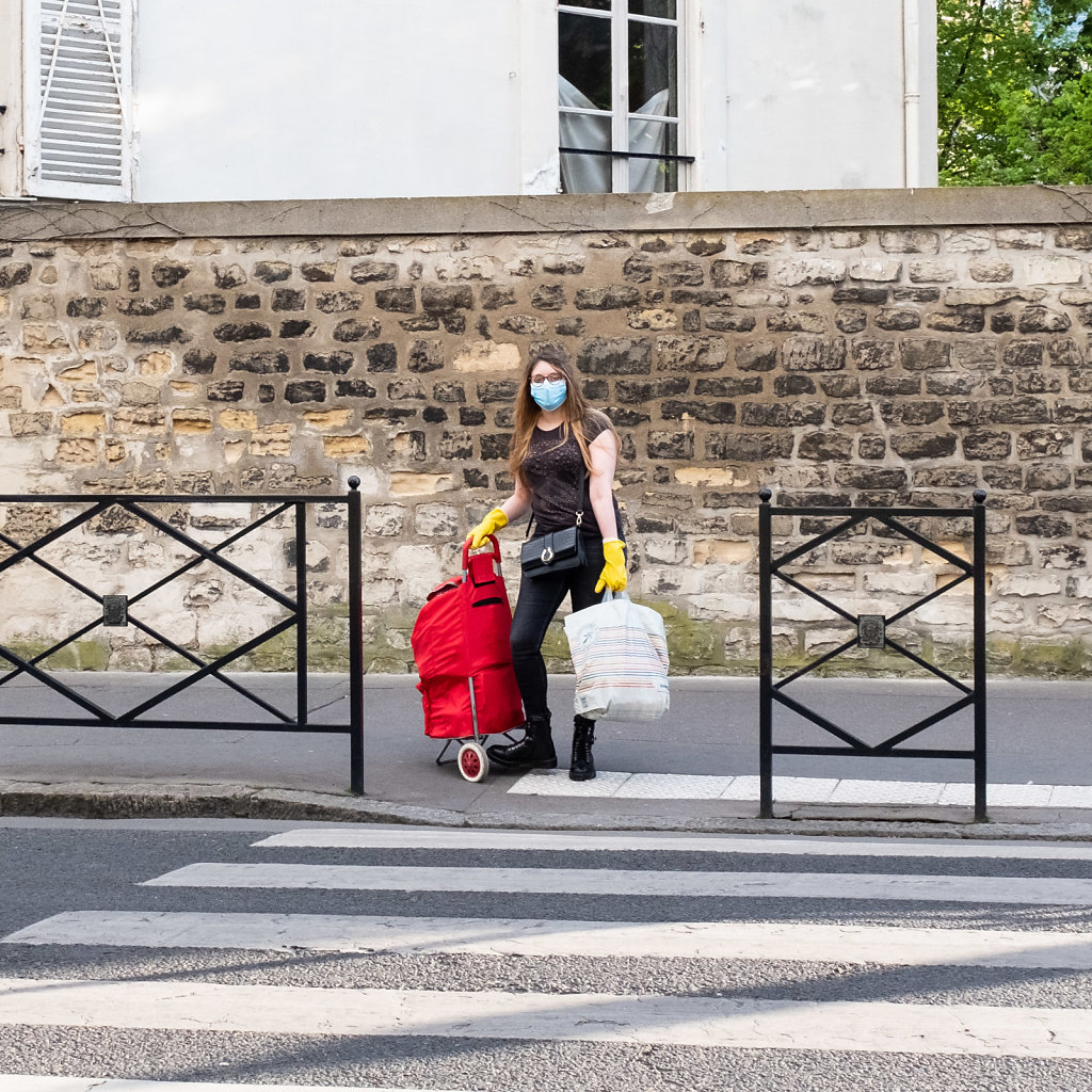 CRISE SANITAIRE DANS LES HAUTS DE SEINE